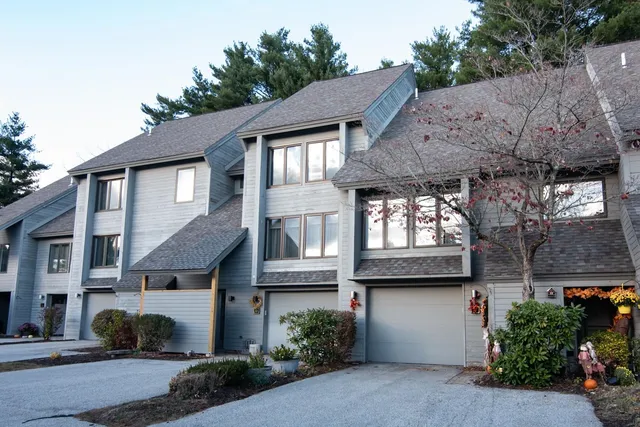 $349,000 | 5 Tsienneto Road, Unit 10, Derry, NH 03038