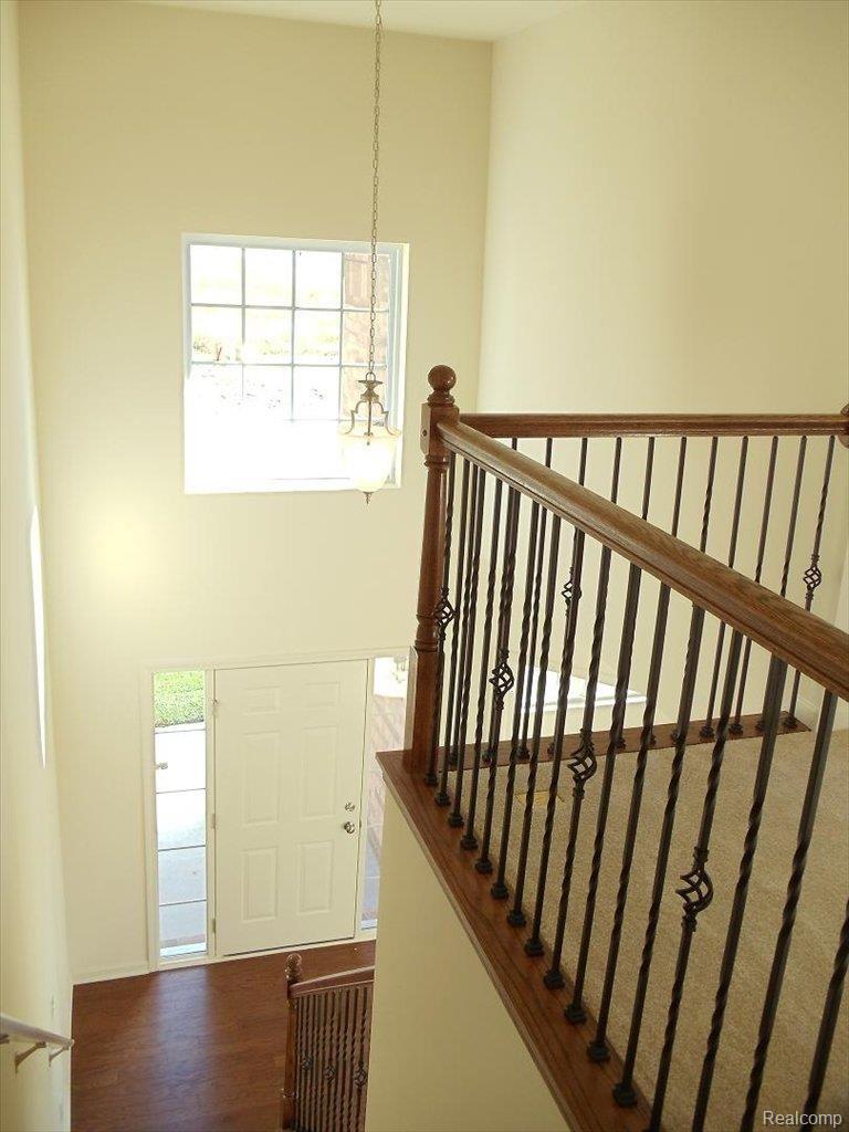 47020 Gloede Road Macomb, MI 48044 - Photo 7 of 9 Spacious Second Floor Loft