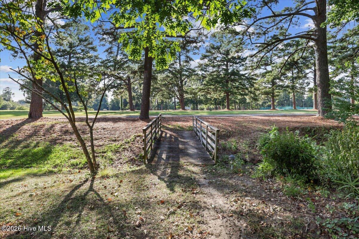 1304 Greenbriar Road Kinston, NC 28501 - Photo 9 of 65 Gallery Image 9