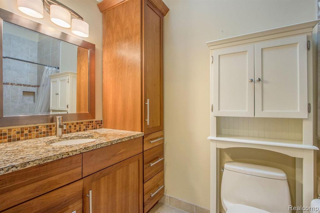 213 Kingston Road Leonard, MI 48367 - Photo 16 of 19