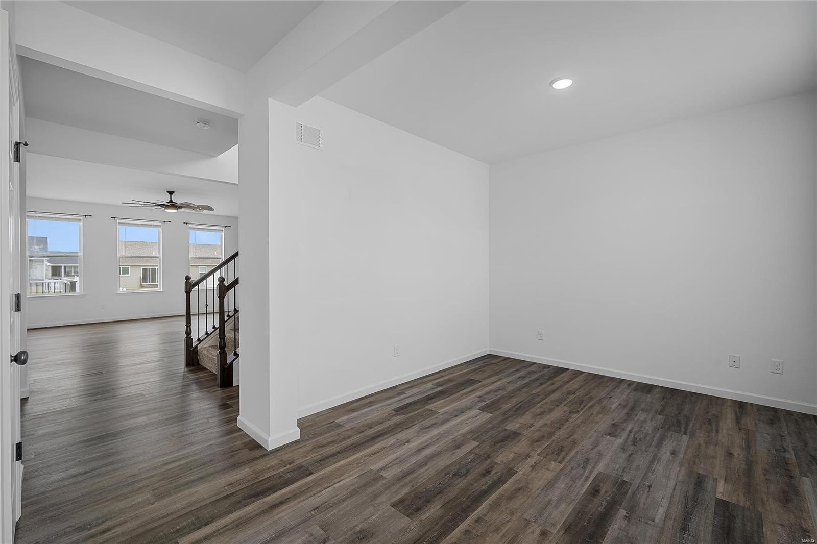 3023 Eagle Branch Circle O'Fallon, MO 63366 - Photo 4 of 34