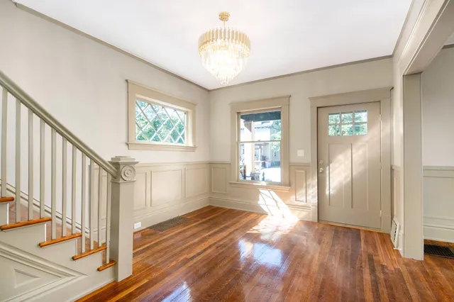 $414,900 | 70 Grand Avenue Northeast, Grand Rapids, MI 49503