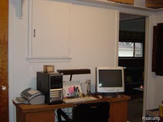 14916 Champaign Road Allen Park, MI 48101 - Photo 8 of 11 DSC01234.jpg