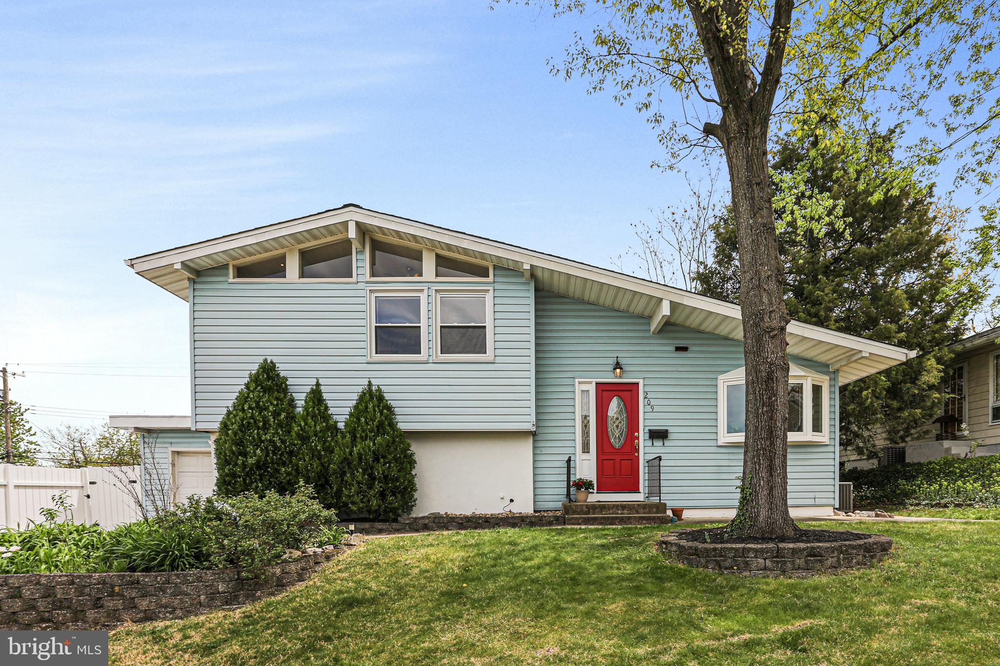 209 Mansion Road Linthicum Heights, MD 21090 - Photo 1 of 40