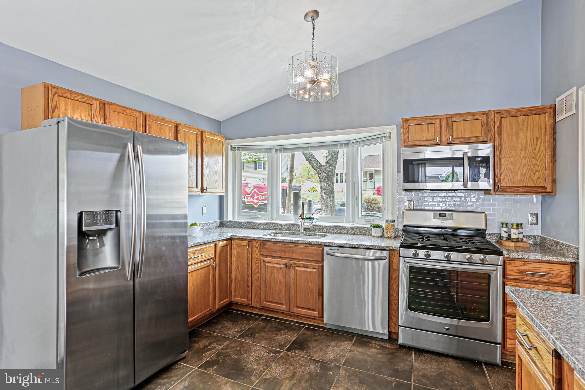 209 Mansion Road Linthicum Heights, MD 21090 - Photo 4 of 40 Kitchen