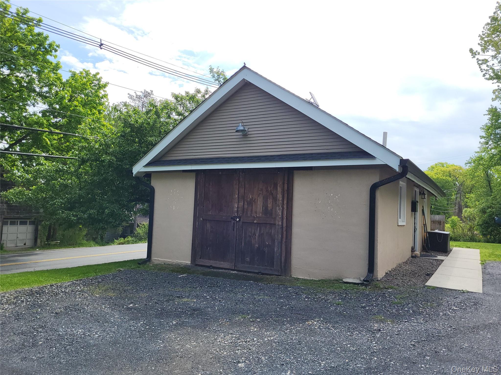 263 Riley Road New Windsor, NY 12553 - Photo 7 of 25