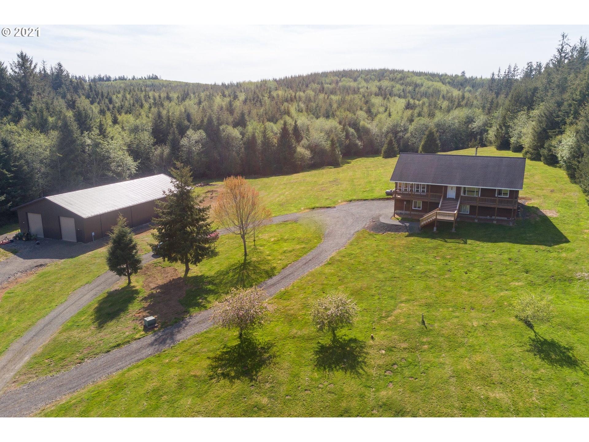 88834 Wadsworth Road Astoria, OR 97103 - Photo 2 of 27 Gallery Image 2