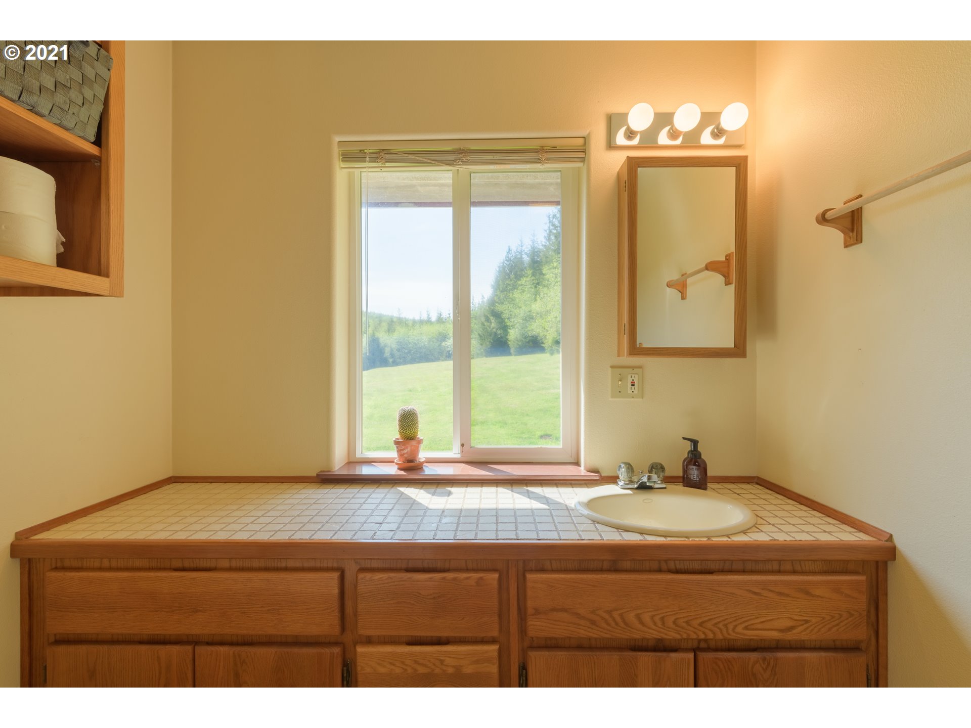 88834 Wadsworth Road Astoria, OR 97103 - Photo 15 of 27 Gallery Image 15