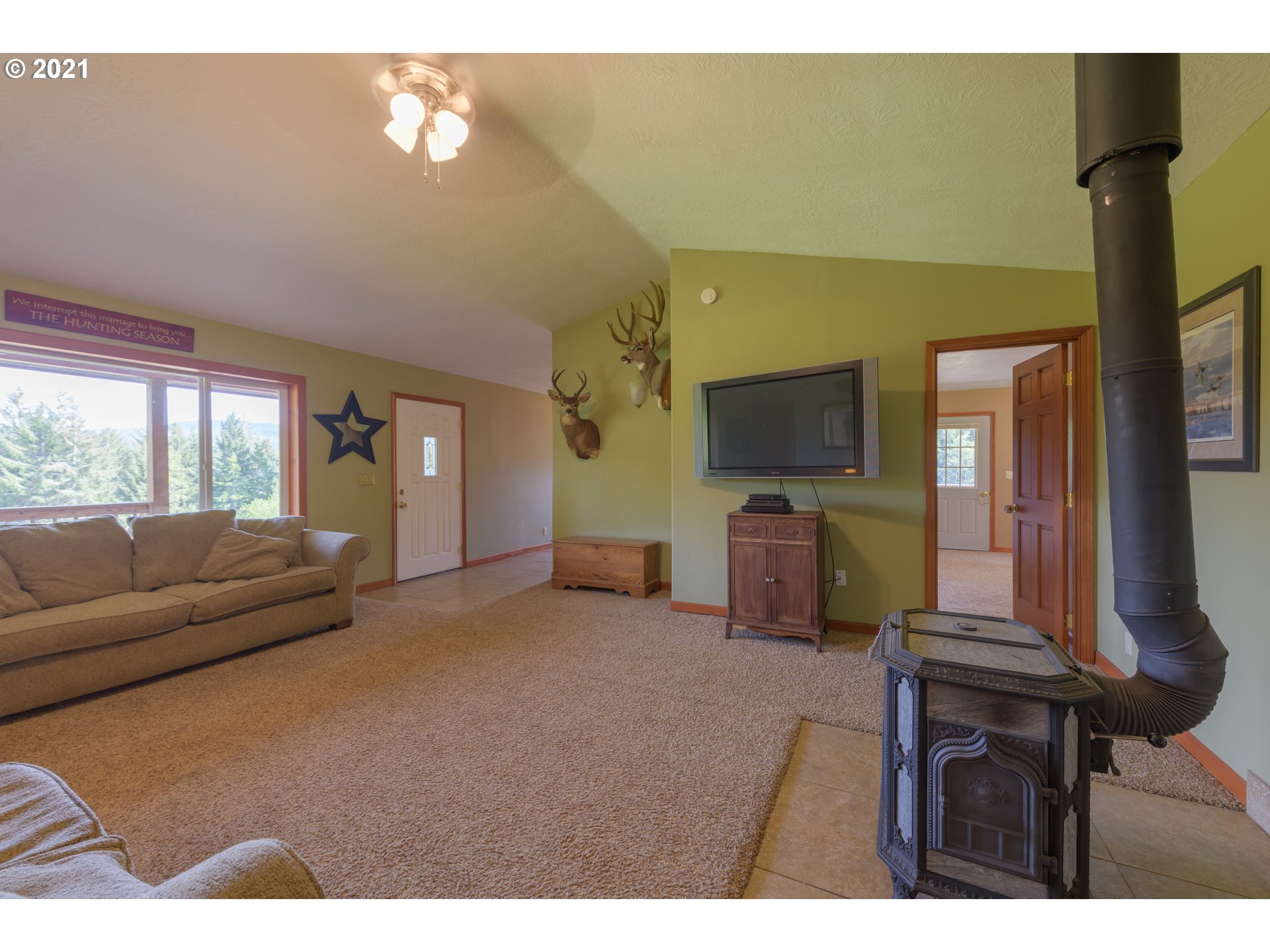 88834 Wadsworth Road Astoria, OR 97103 - Photo 5 of 27 Gallery Image 5