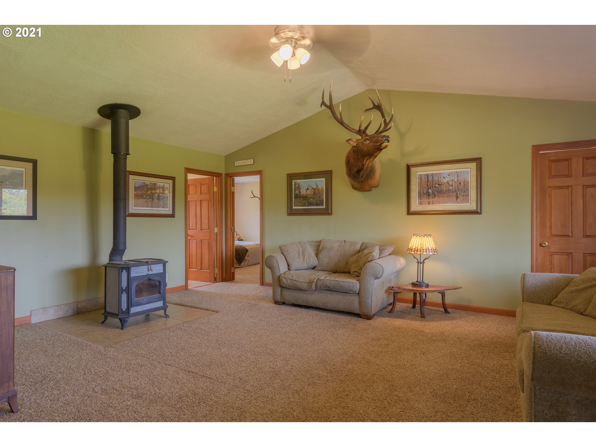 88834 Wadsworth Road Astoria, OR 97103 - Photo 6 of 27 Gallery Image 6