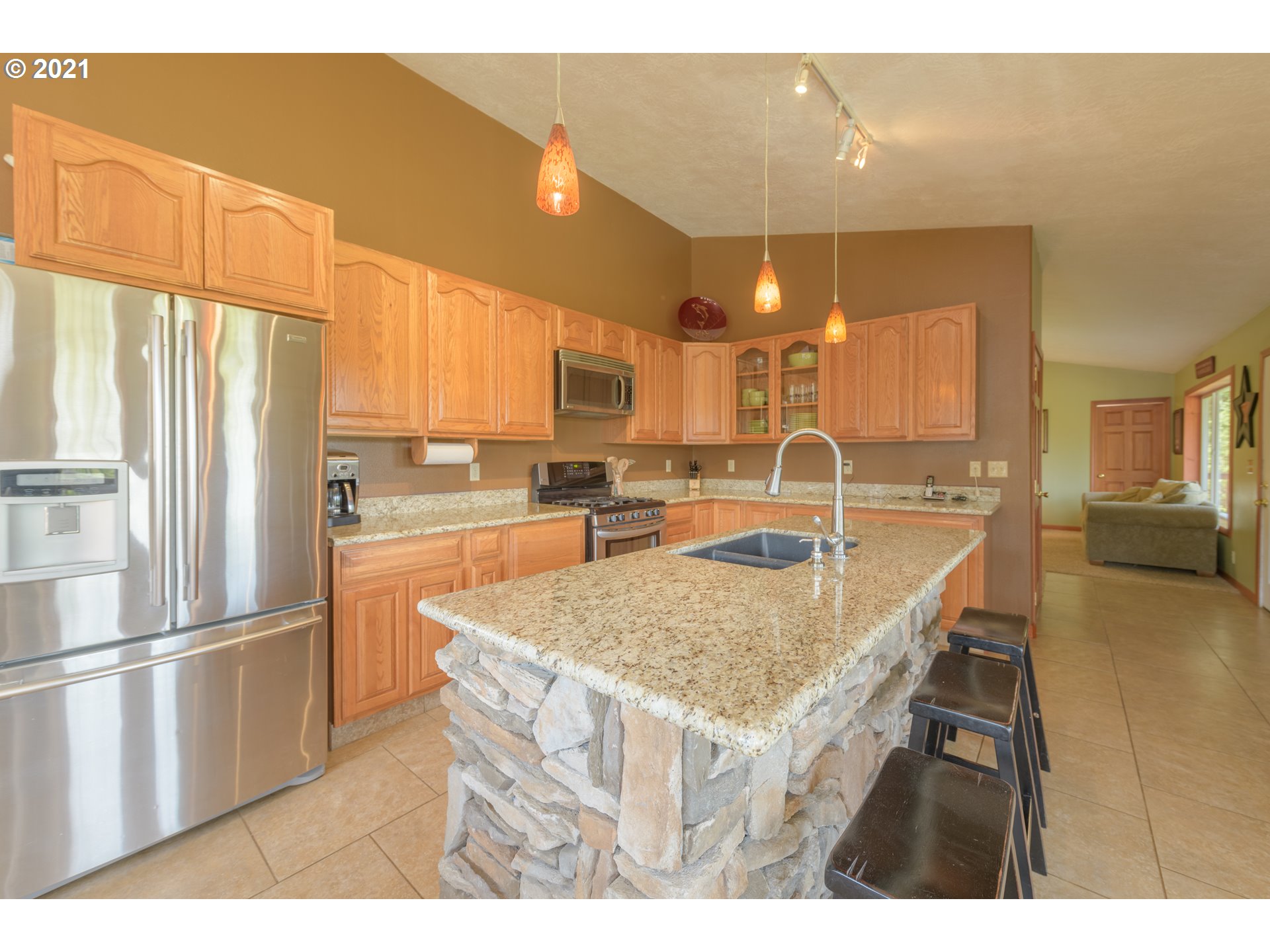 88834 Wadsworth Road Astoria, OR 97103 - Photo 10 of 27 Gallery Image 10