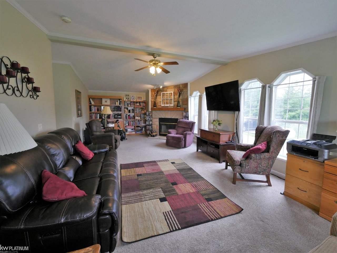 4476 Cole Road Fort Gratiot, MI 48059 - Photo 28 of 34 50057798-27.JPG
