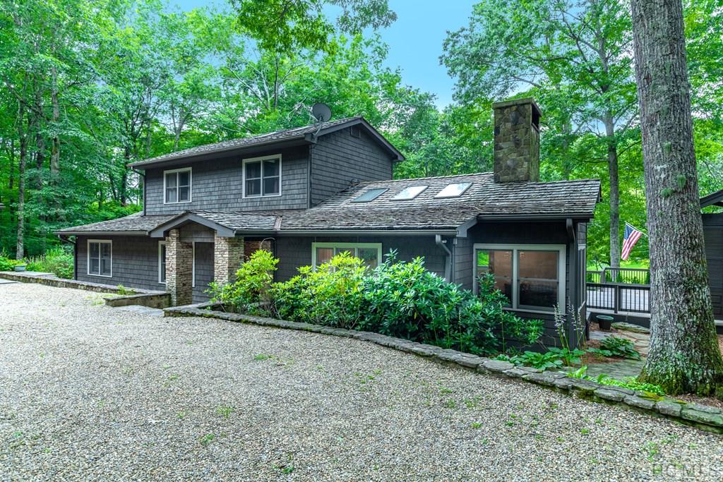 105 Hickory Ridge Road Scaly Mountain, NC 28775 - Photo 3 of 49 Gallery Image 3