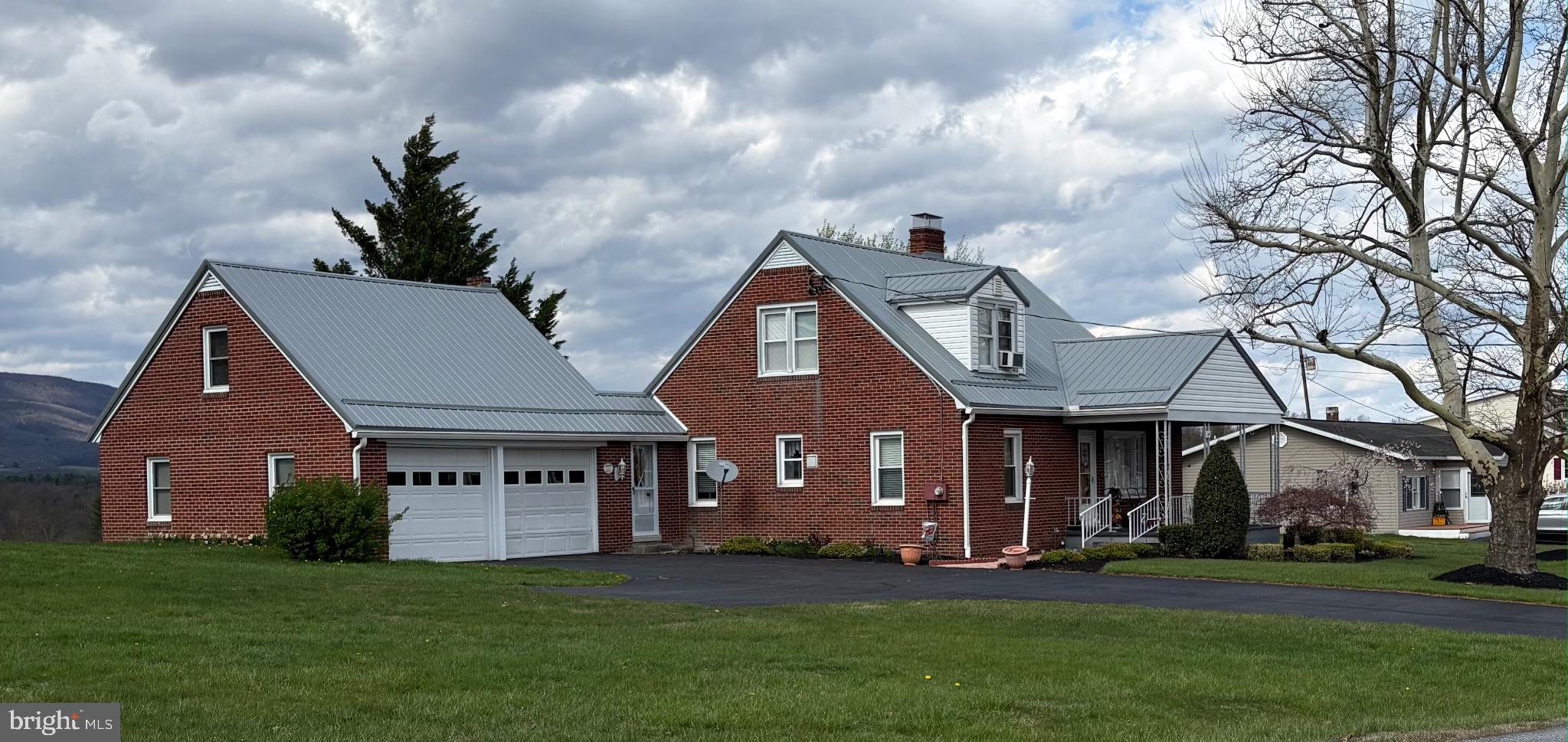 111 Barnetts Run Road Warfordsburg, PA 17267 - Photo 1 of 20