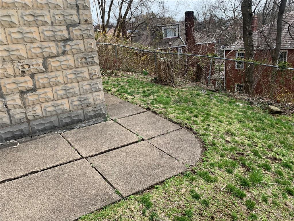 5450 Covode Place, Unit 2 Pittsburgh, PA 15217 - Photo 3 of 16 a view of a backyard
