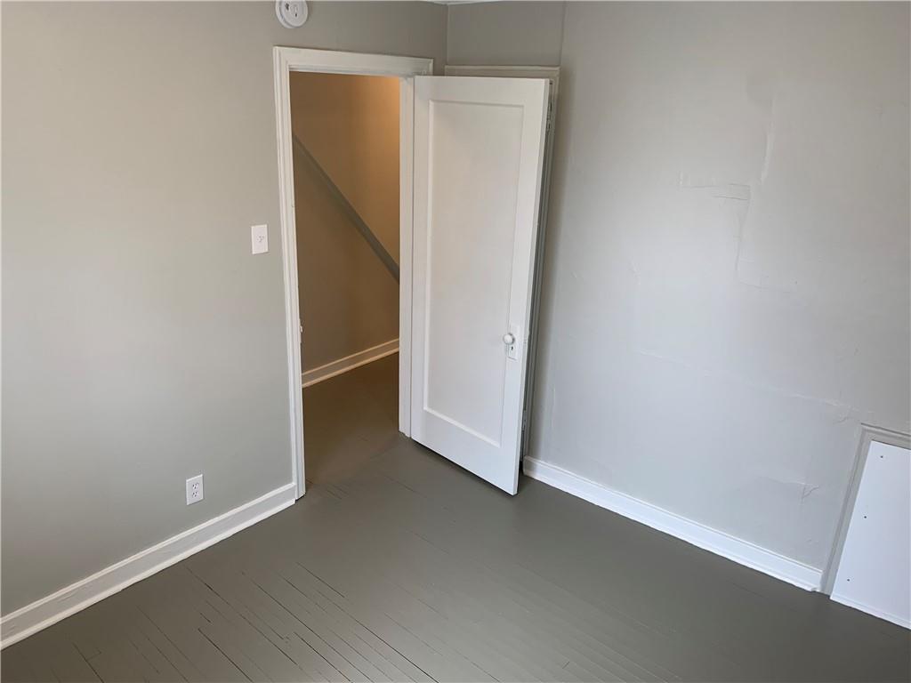 5450 Covode Place, Unit 2 Pittsburgh, PA 15217 - Photo 10 of 16 an empty room with a door