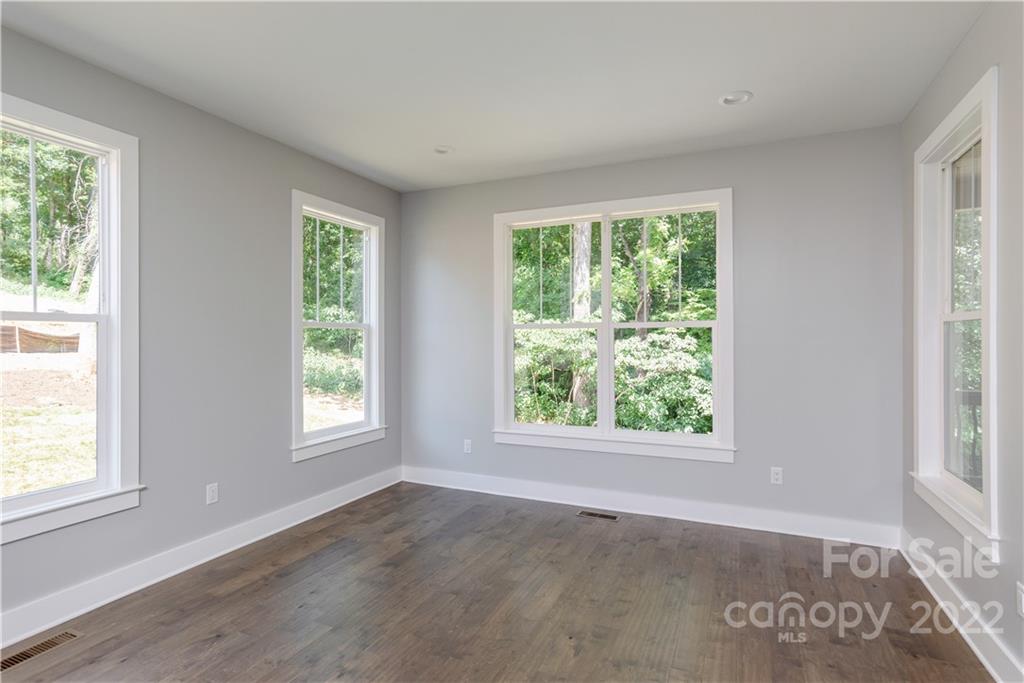 133 Meadow Breeze Road Arden, NC 28704 - Photo 12 of 39 Gallery Image 12