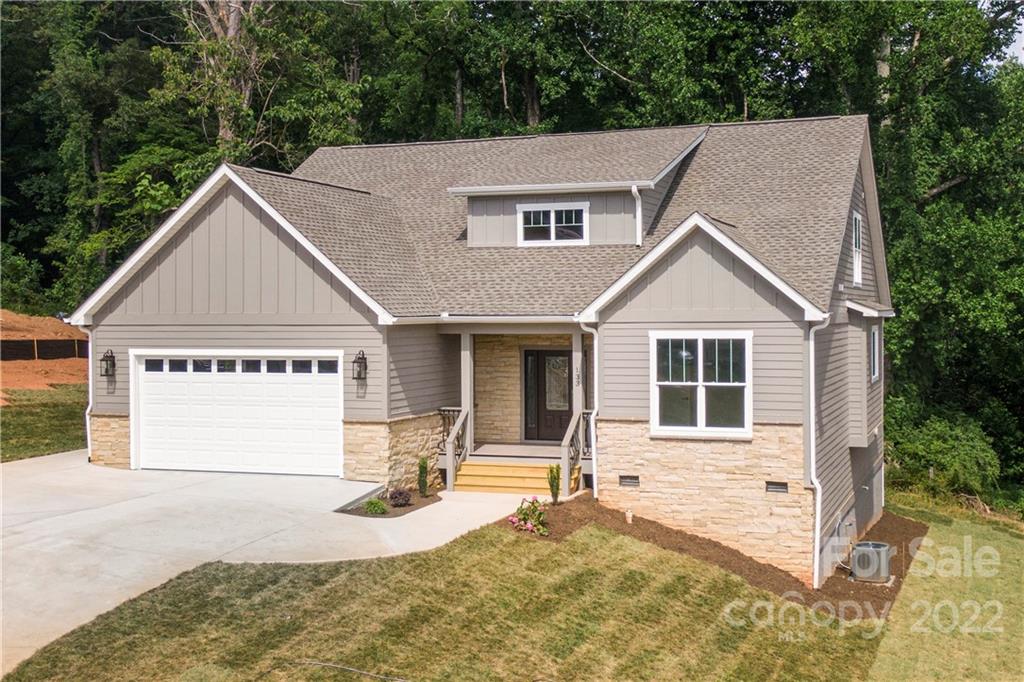 133 Meadow Breeze Road Arden, NC 28704 - Photo 3 of 39 Gallery Image 3