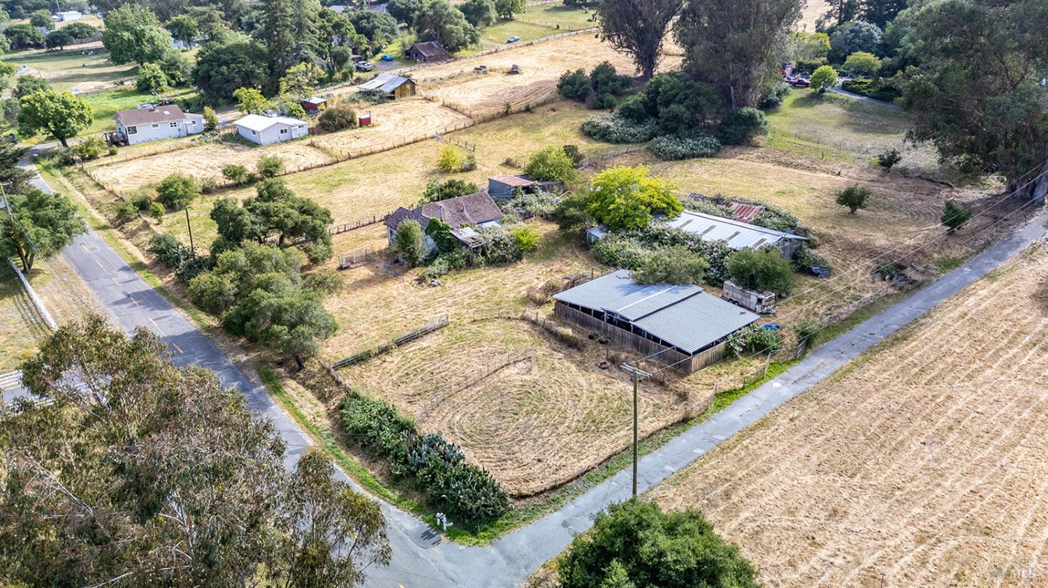 2095 Goodwin Avenue Penngrove, CA 94951 - Photo 2 of 55