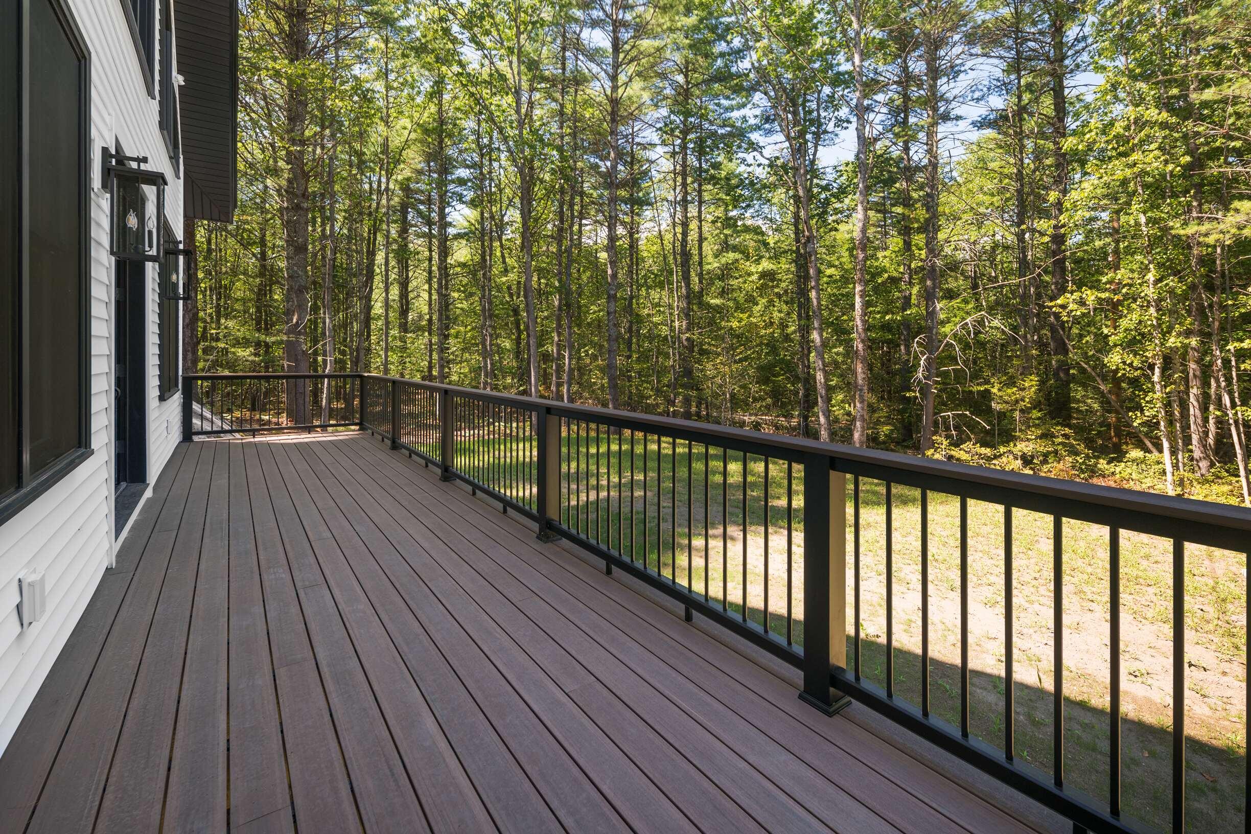 141 Logging Road York, ME 03902 - Photo 3 of 27 Front Deck