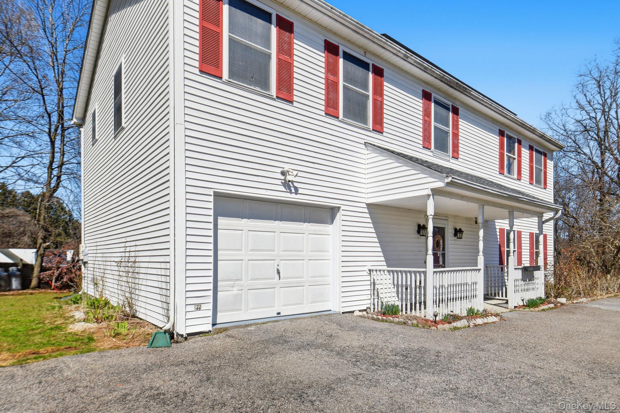 25 De Garmo Road Poughkeepsie, NY 12603 - Photo 2 of 50