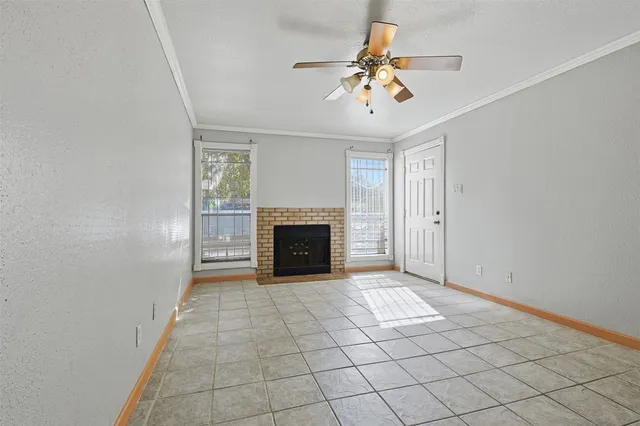 $89,900 | 3900 Woodchase Drive, Unit 67, Houston, TX 77042