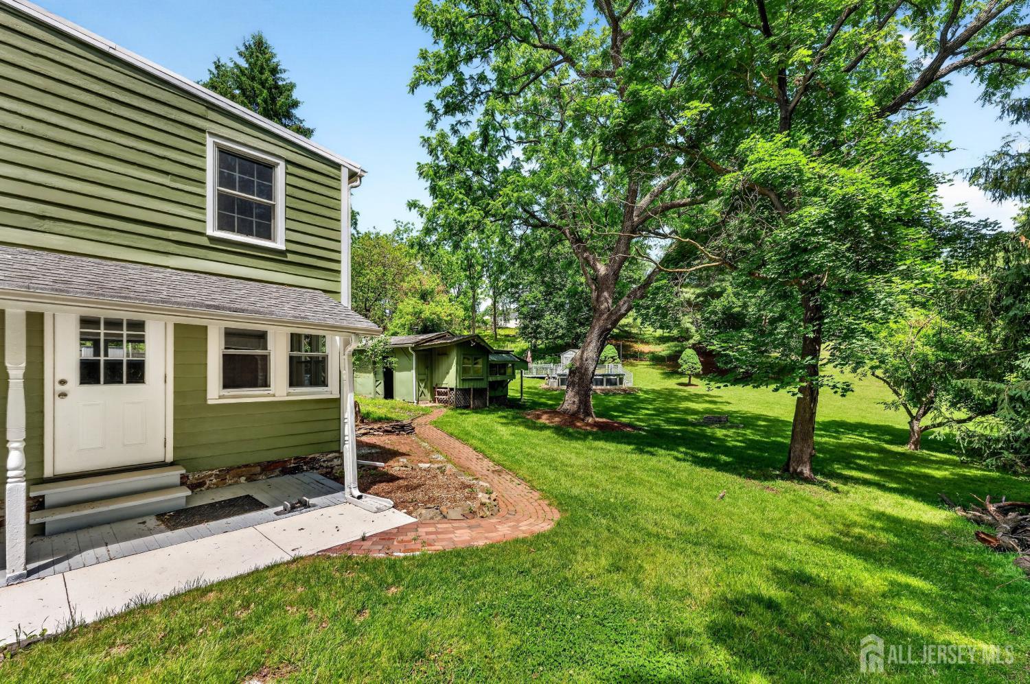 28 Old Clinton Road Flemington, NJ 08822 - Photo 3 of 37