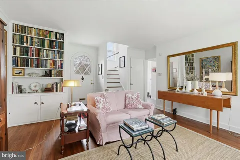 $589,000 | 233 East Evergreen Avenue, Philadelphia, PA 19118