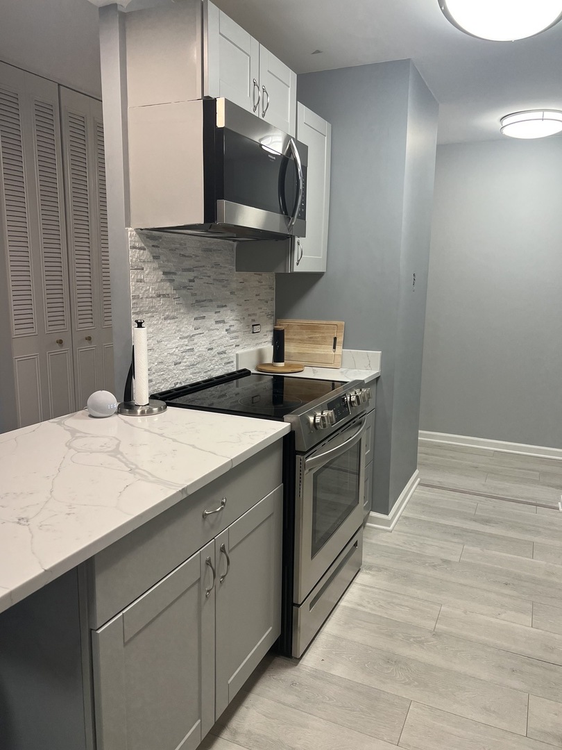 6171 North Sheridan Road, Unit 304 Chicago, IL 60660 - Photo 8 of 26
