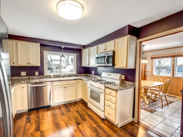 $189,000 | 104 Westview Avenue, Salina, NY 13208