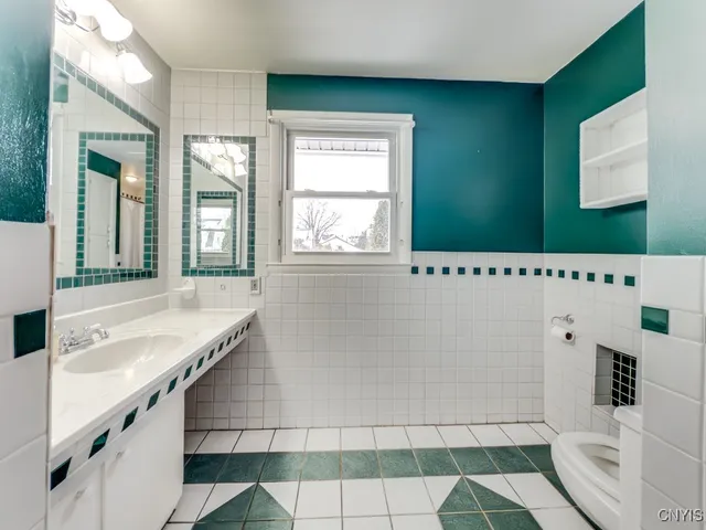 $189,000 | 104 Westview Avenue, Salina, NY 13208