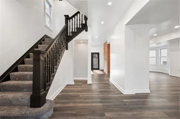 $380,000 | 221 Bonvue Street, Pittsburgh, PA 15214