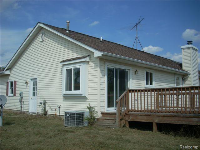 23860 Bordman Road Armada, MI 48005 - Photo 2 of 11 DSCN0234 (Small)