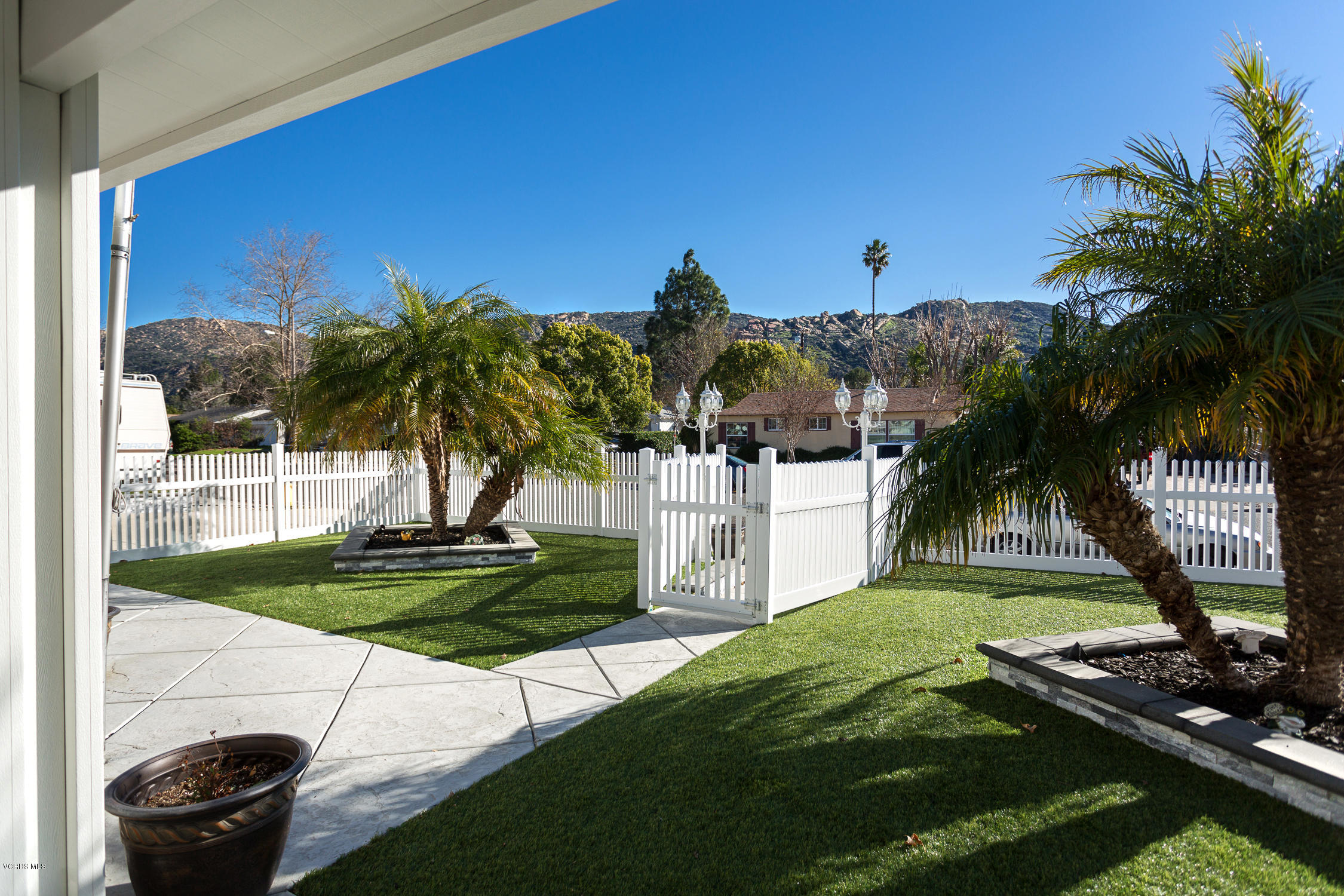 6295 Caroline Avenue Simi Valley, CA 93063 - Photo 4 of 27 a view of a backyard