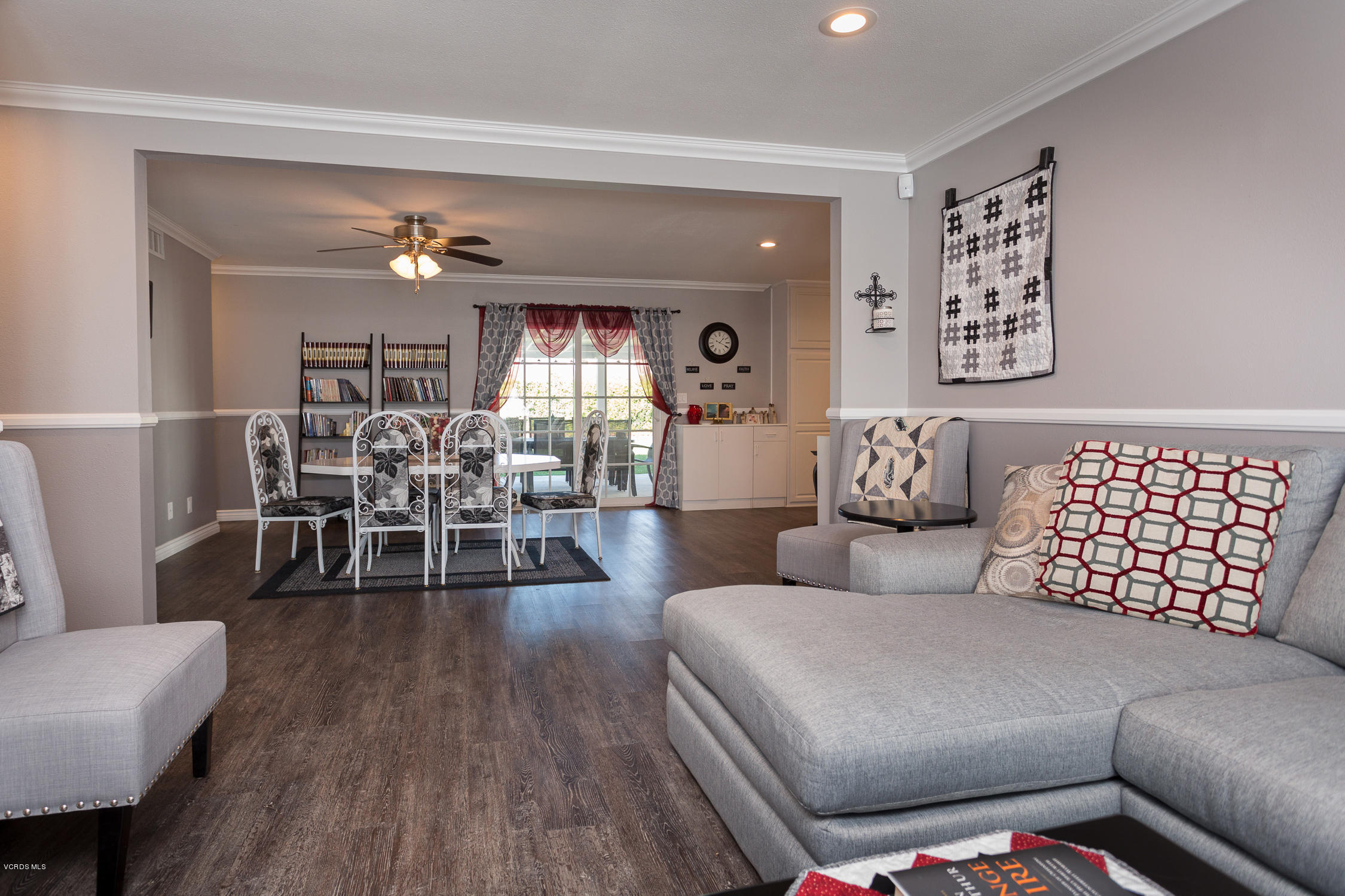 6295 Caroline Avenue Simi Valley, CA 93063 - Photo 8 of 27 a living room with furniture and wooden floor