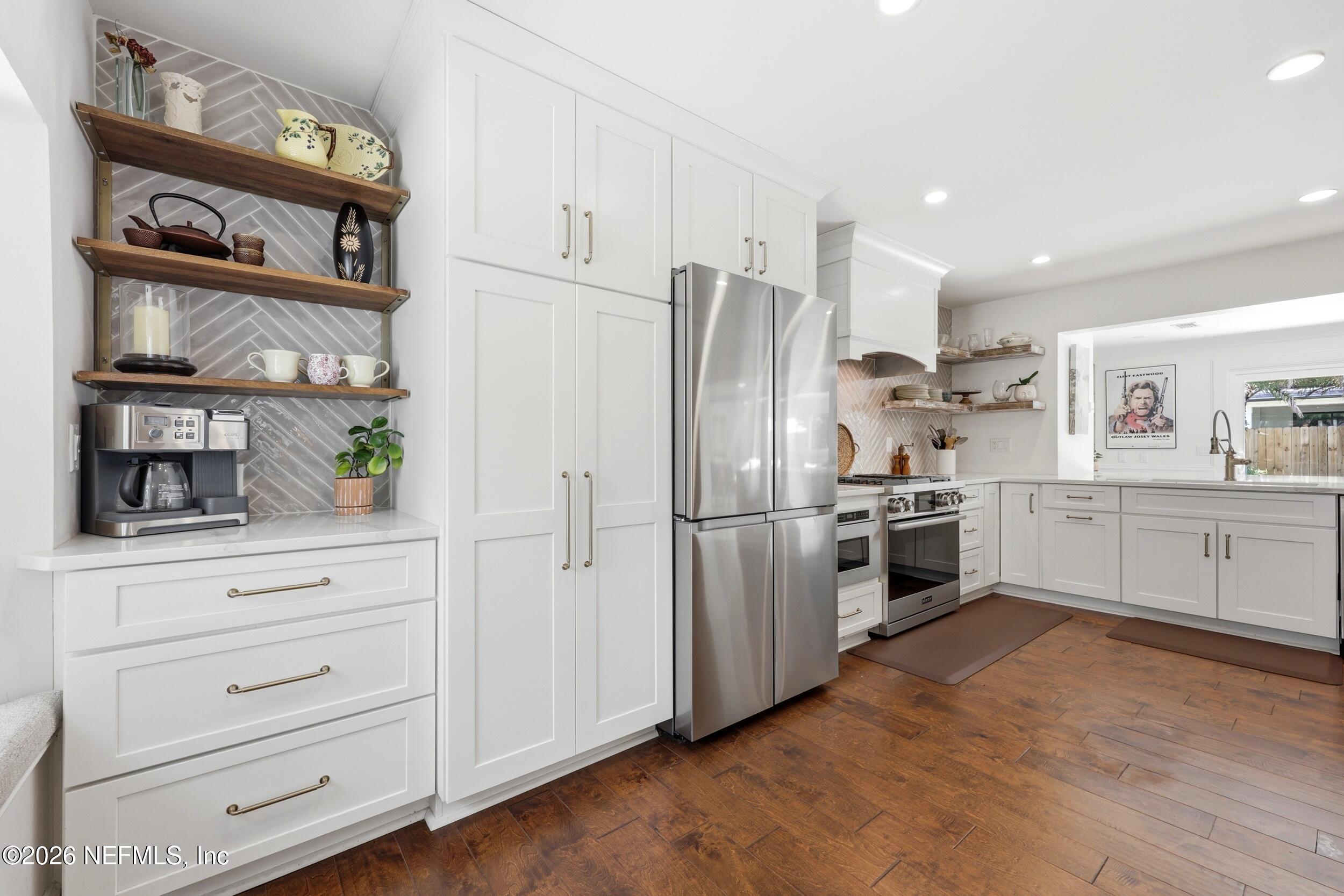 314 9th Street Atlantic Beach, FL 32233 - Photo 6 of 45 Custom Cabinetry