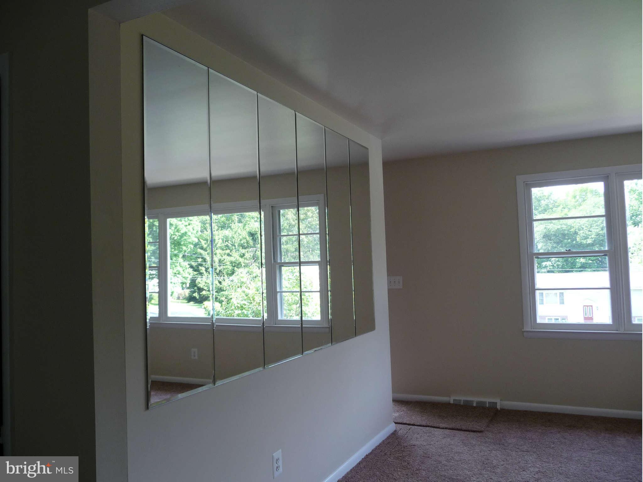 1014 Hanson Road, Unit EXT Joppa, MD 21085 - Photo 12 of 20 Living Room