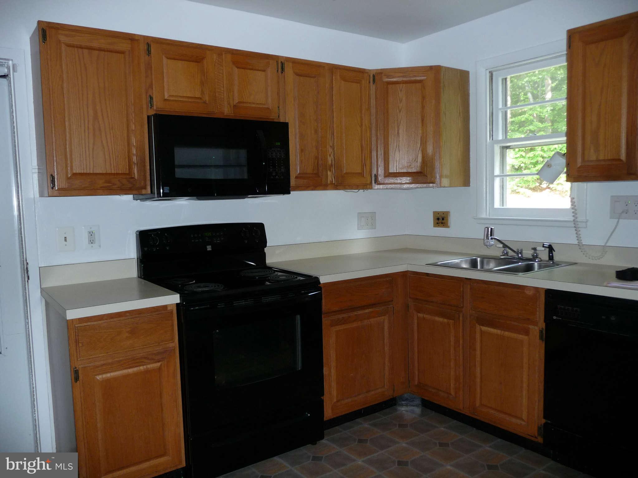 1014 Hanson Road, Unit EXT Joppa, MD 21085 - Photo 8 of 20 Kitchen