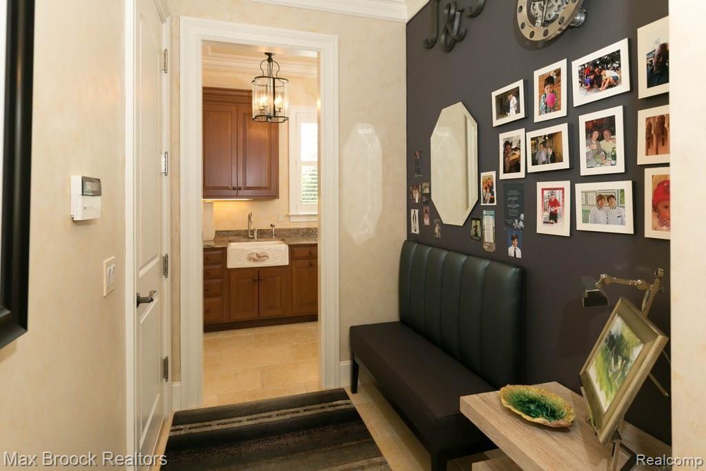 600 Riverside Birmingham, MI 48009 - Photo 19 of 62 600RiversideDr-19.jpg