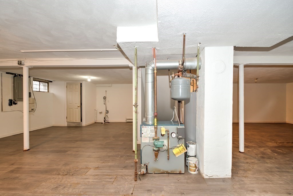 16 Perry Street Danvers, MA 01923 - Photo 14 of 30