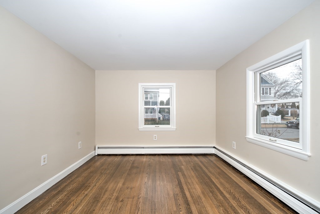 16 Perry Street Danvers, MA 01923 - Photo 20 of 30