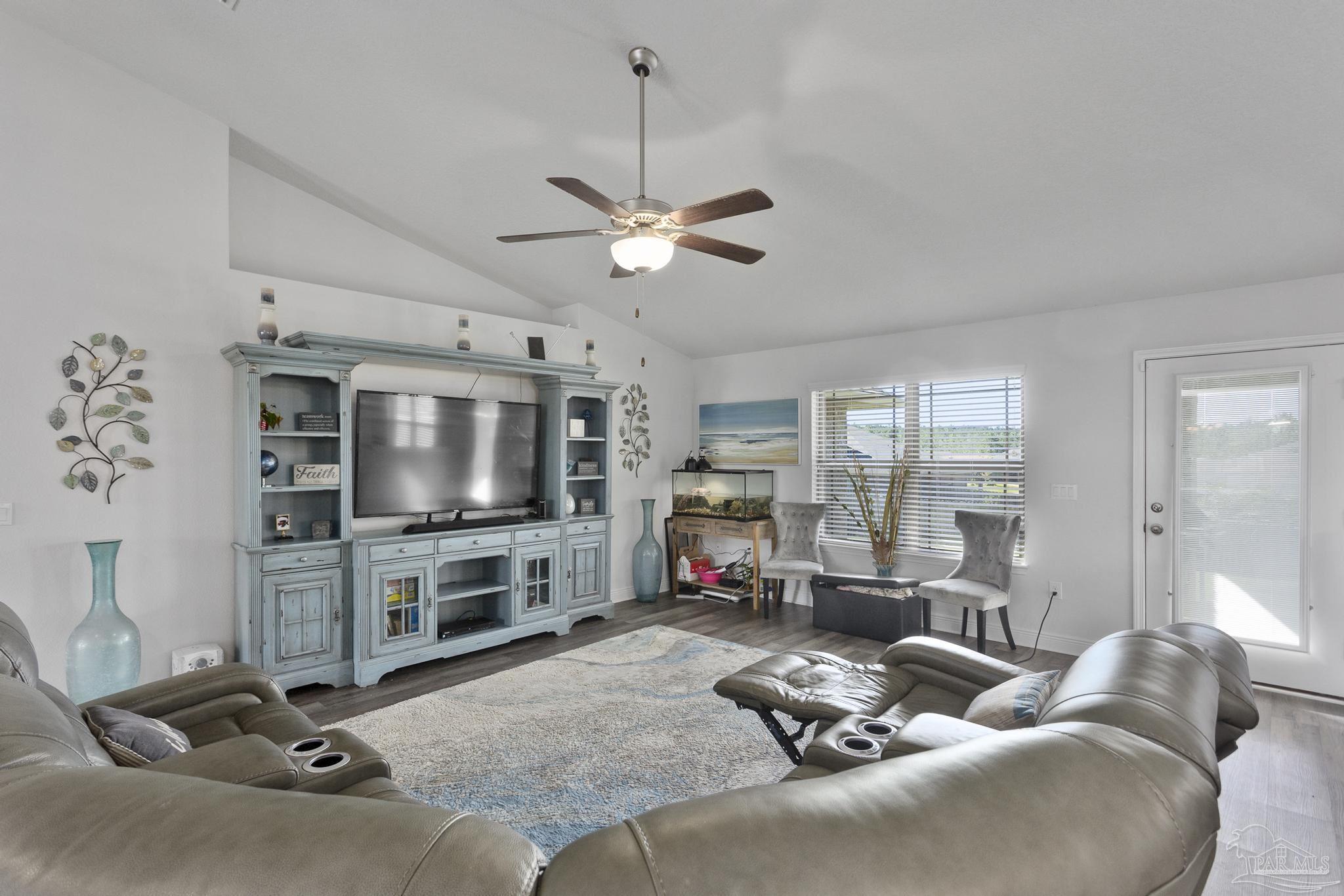 4847 Legacy Street Milton, FL 32570 - Photo 9 of 31