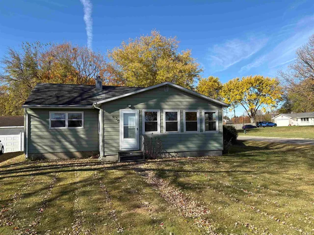 $155,000 | 913 Villa Terrace, Kendallville, IN 46755