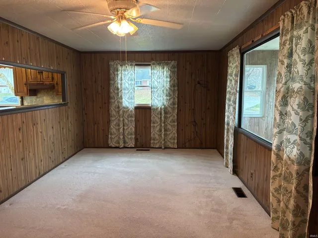 $155,000 | 913 Villa Terrace, Kendallville, IN 46755