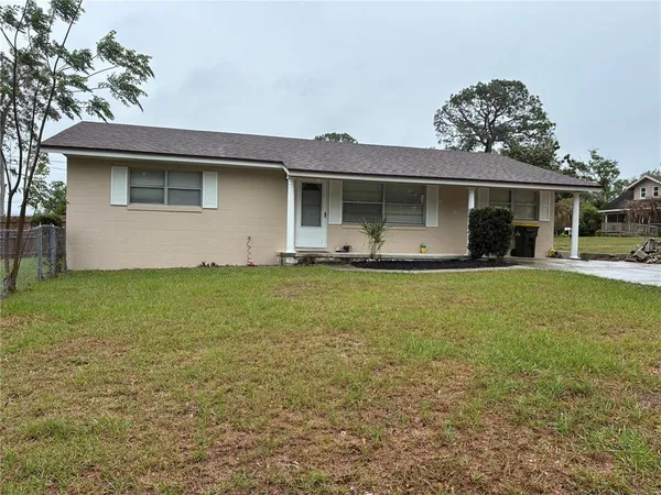 $2,100 | 198 West Magnolia Street, Clermont, FL 34711