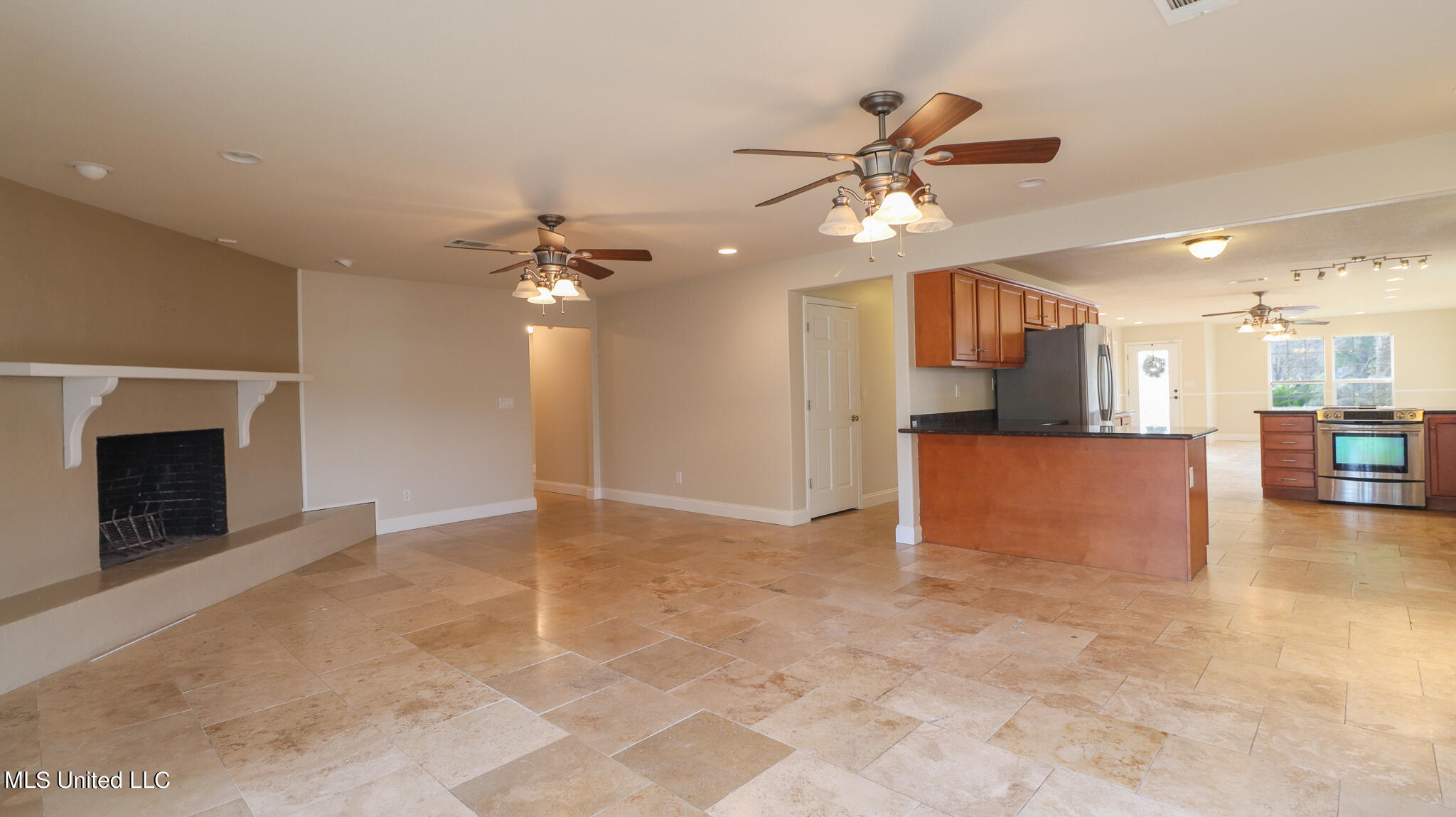 102 Timber Ridge Boulevard Pass Christian, MS 39571 - Photo 16 of 38 102 Timber Ridge-4509