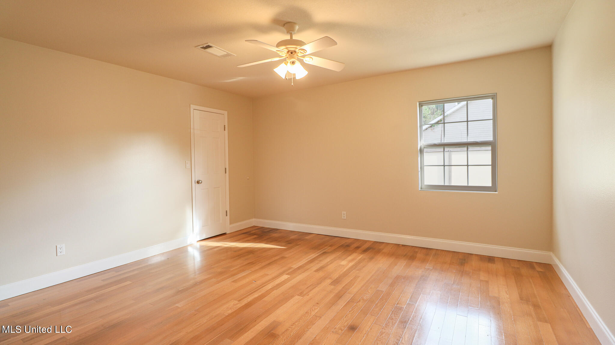 102 Timber Ridge Boulevard Pass Christian, MS 39571 - Photo 24 of 38 102 Timber Ridge-4519