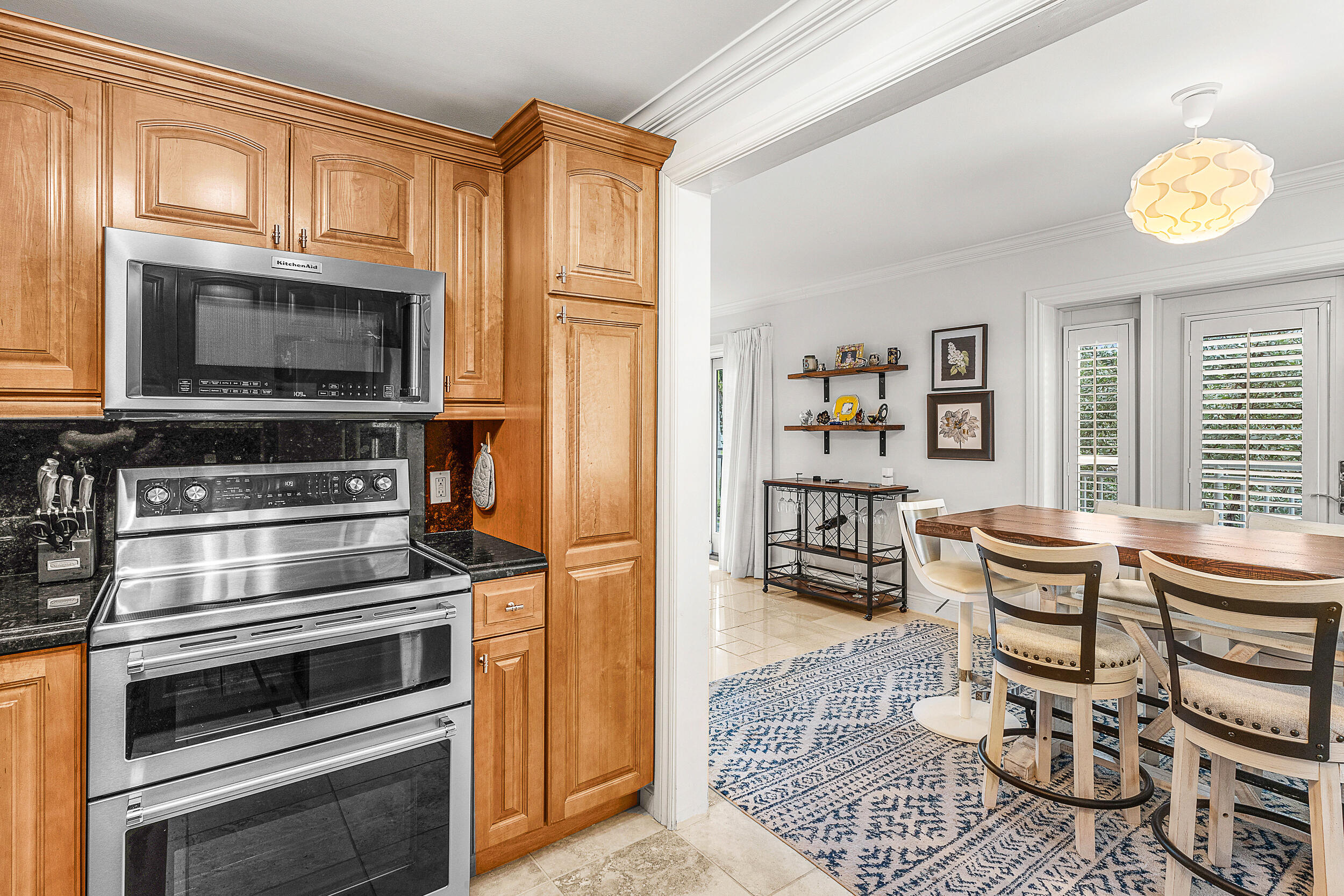 129 South Golfview Road, Unit 4 Lake Worth Beach, FL 33460 - Photo 12 of 28 Kitchen