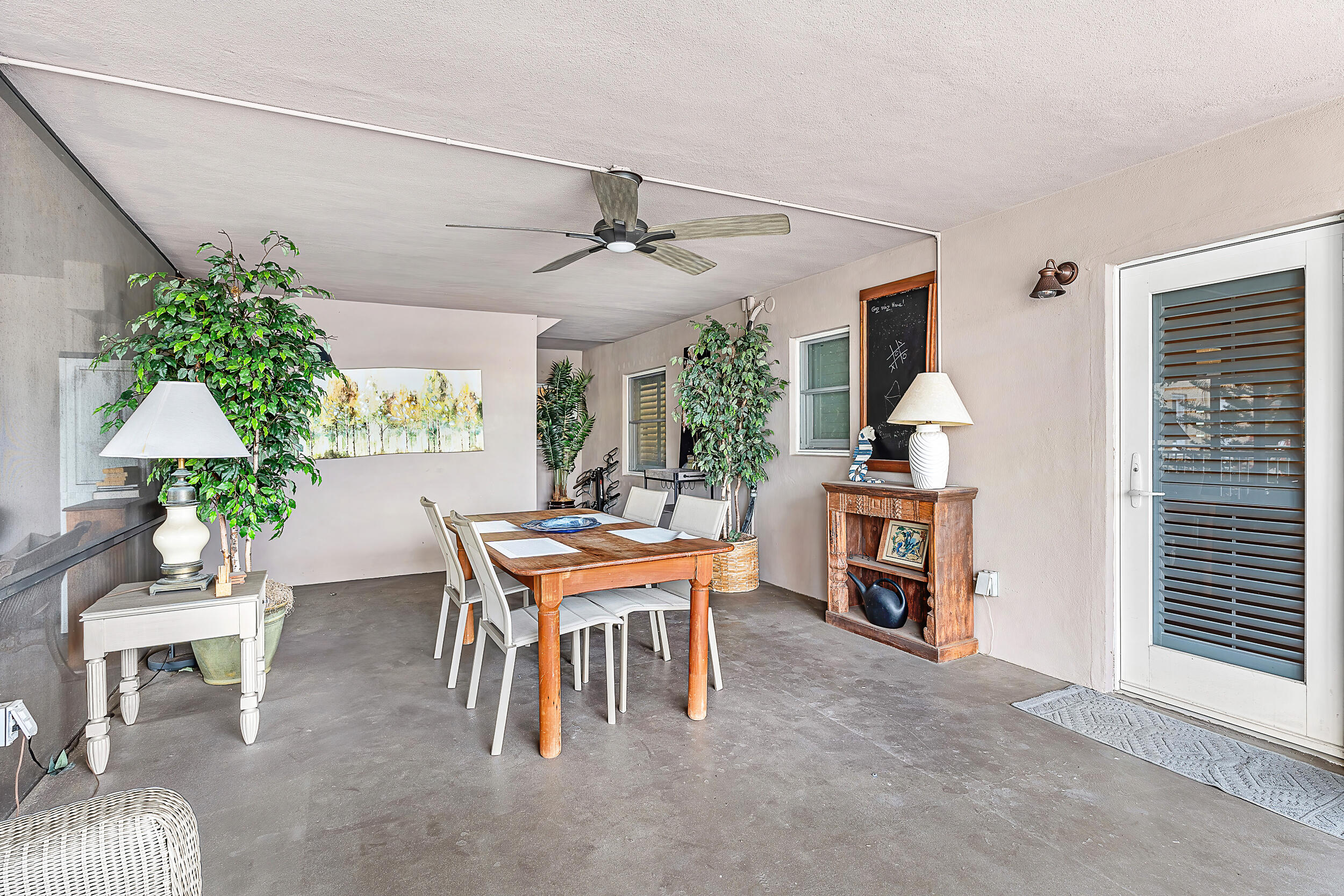 129 South Golfview Road, Unit 4 Lake Worth Beach, FL 33460 - Photo 14 of 28 Florida Room