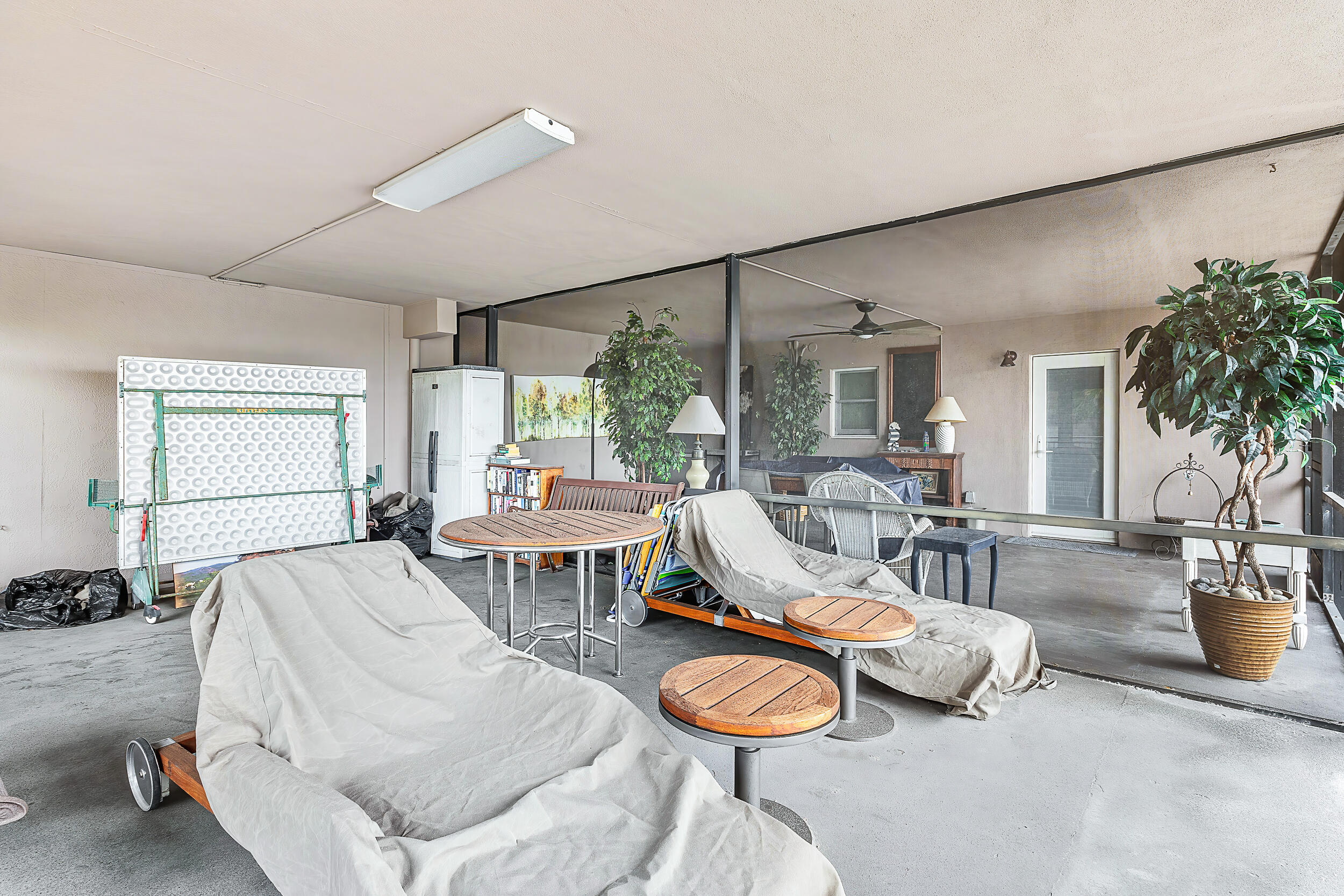 129 South Golfview Road, Unit 4 Lake Worth Beach, FL 33460 - Photo 21 of 28 Patio